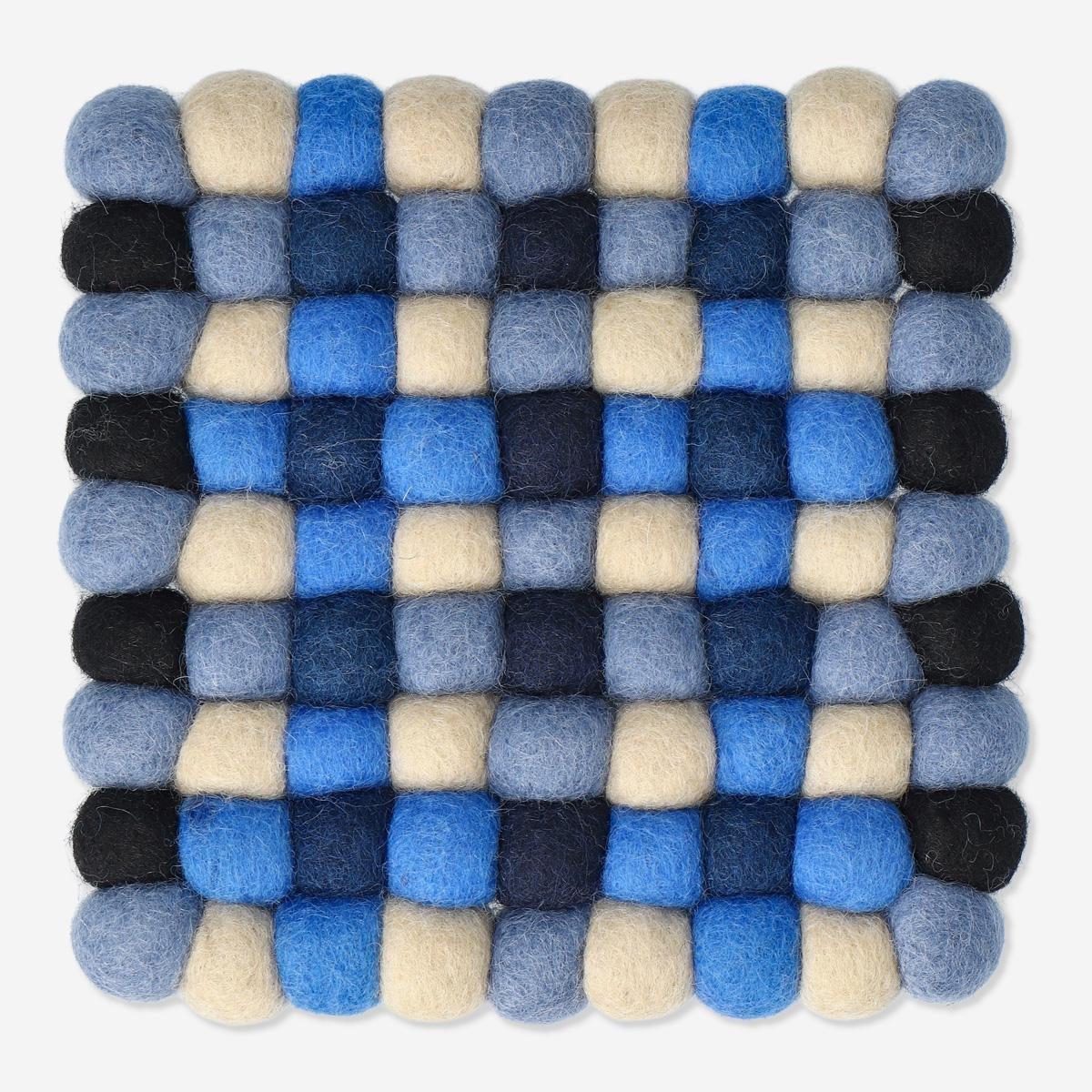 Blue features felt balls coaster