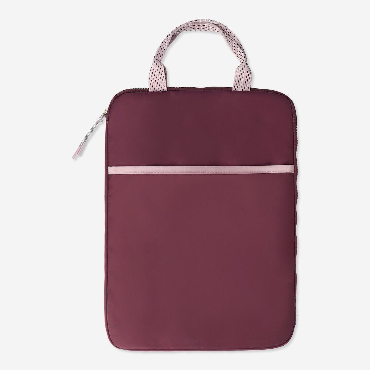Purple laptop sleeve. 15