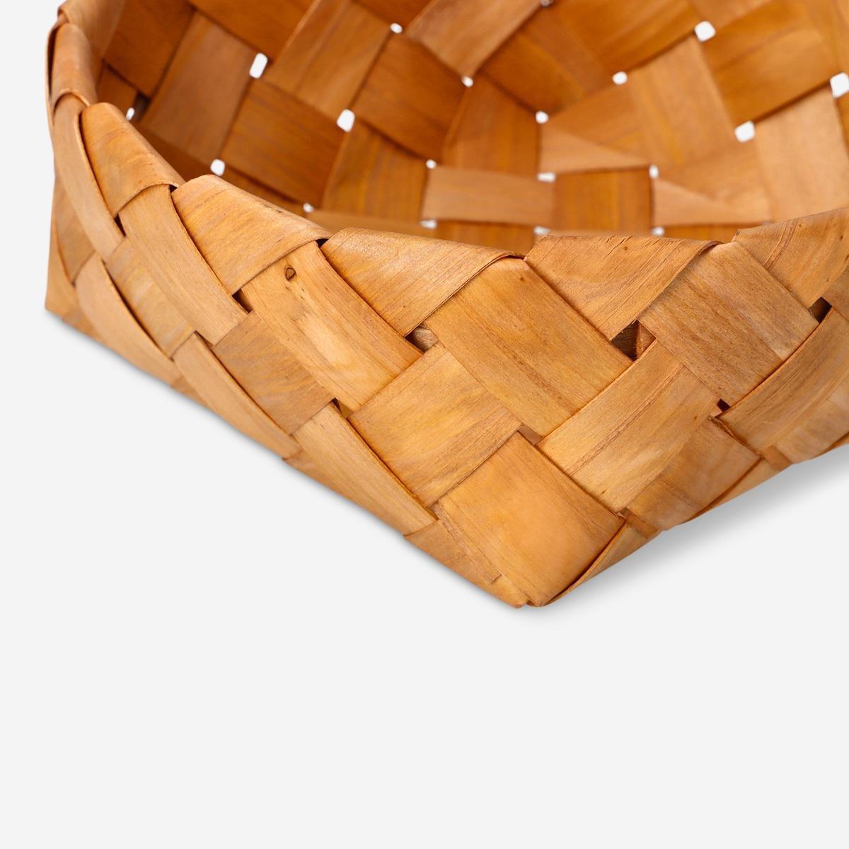 Brown bread basket