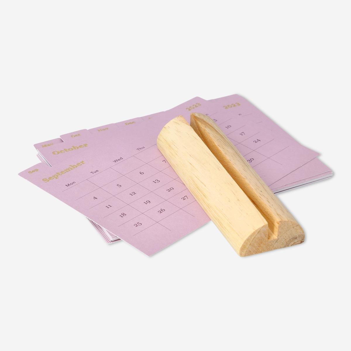 Pink desk calendar