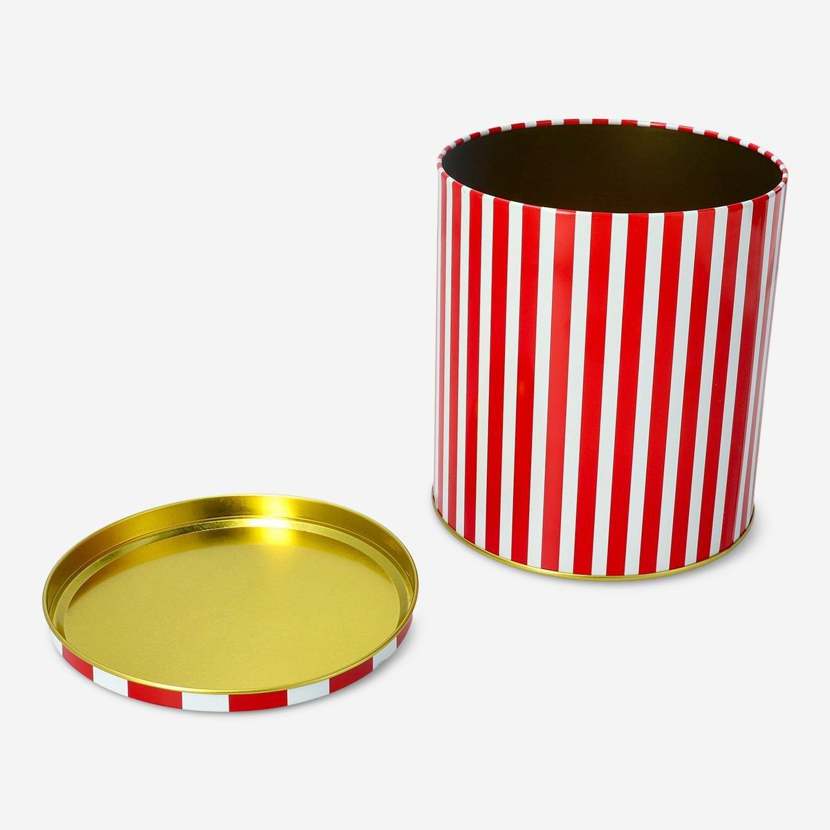 Red cake tin