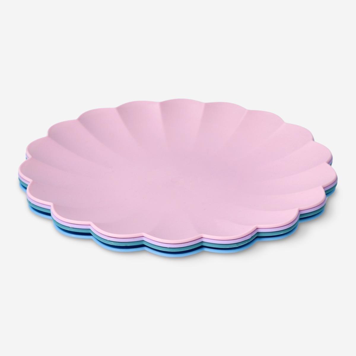 Multicolour Plastic Plates. 4 Pcs