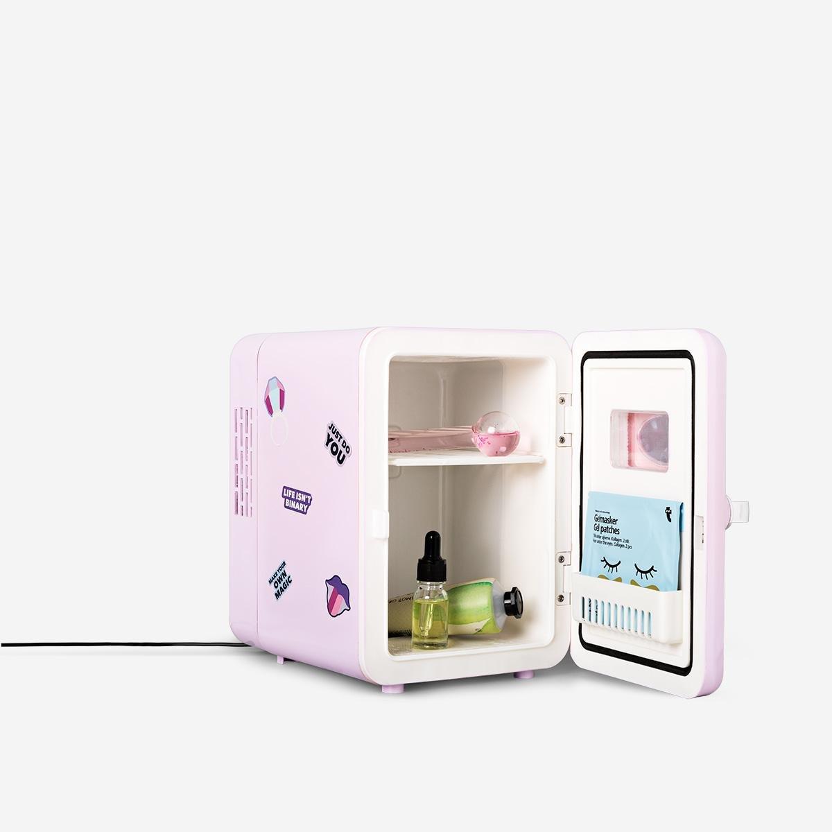 Mini best sale cosmetic fridge