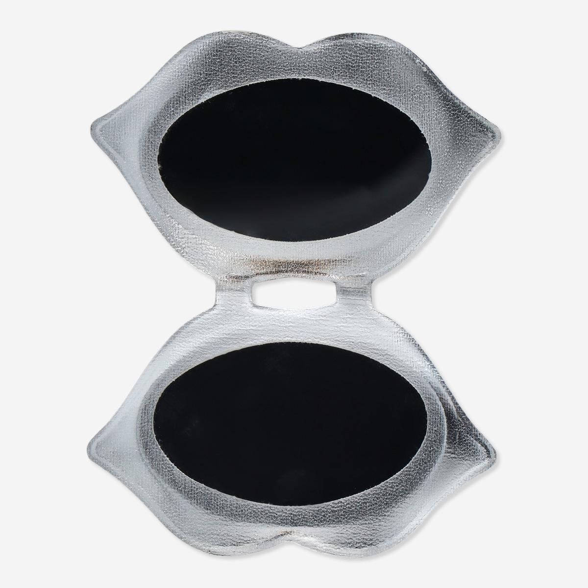 Silver lip-shaped pocket mirror
