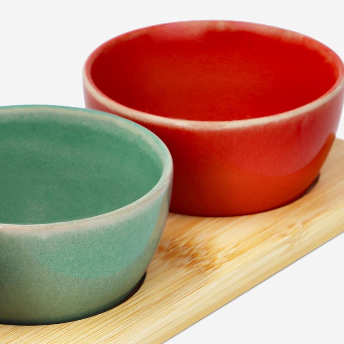 Multicolour tray with serving bowls