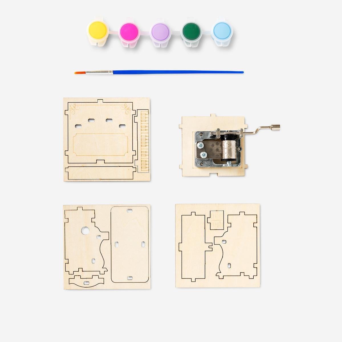 Multicolour build-your-own music box