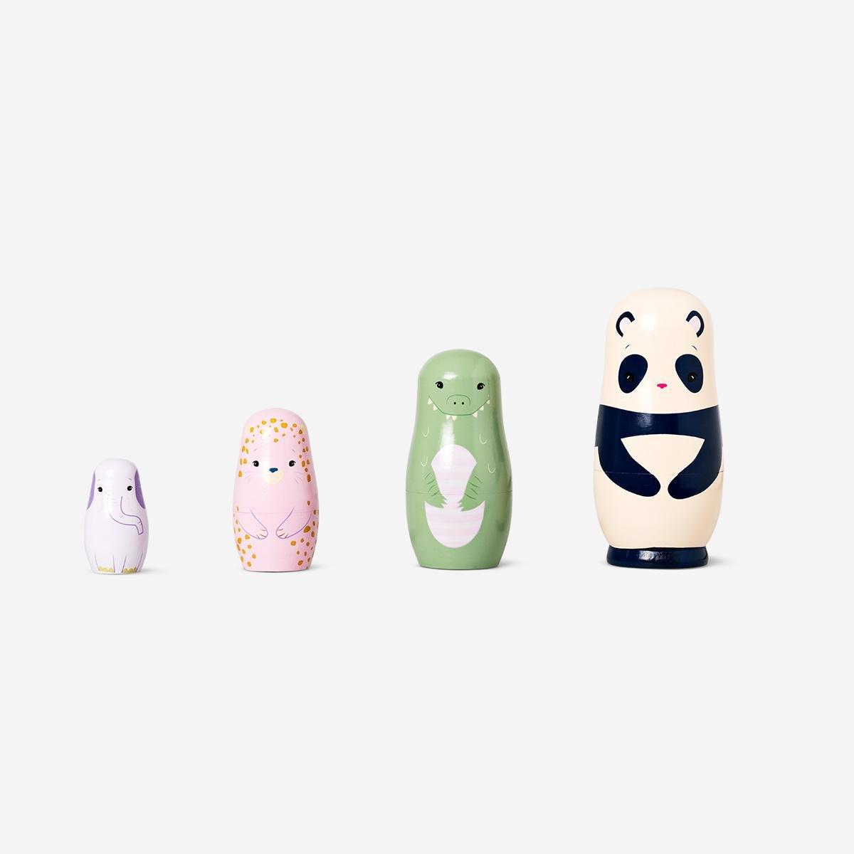 Multicolour Nesting dolls. 5 pcs