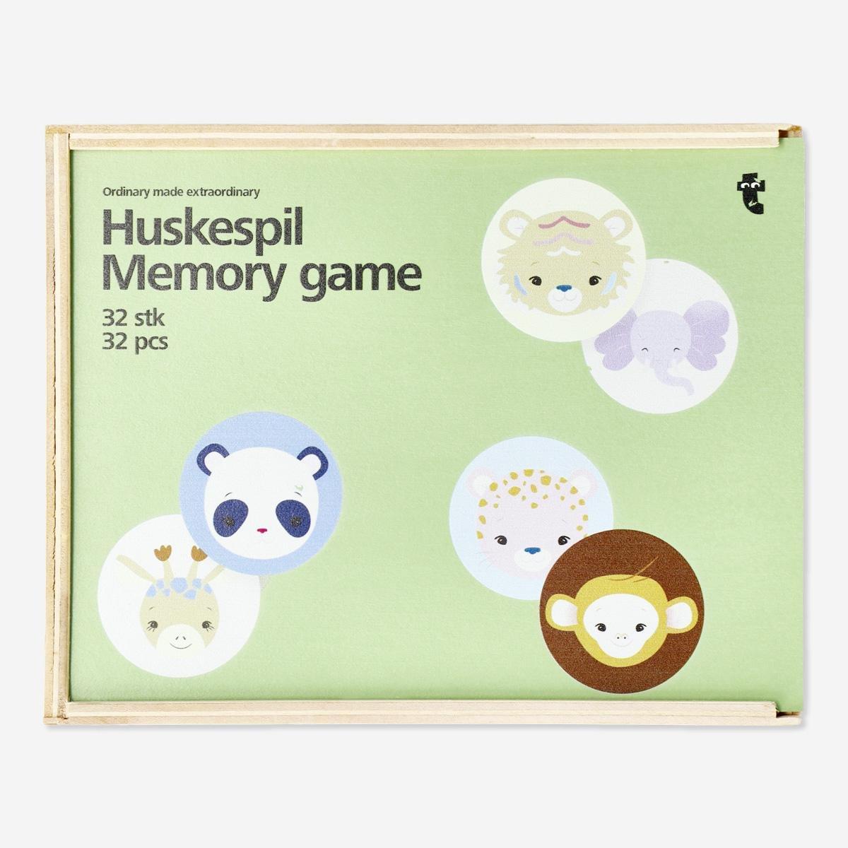 Green memory game. 32 pcs