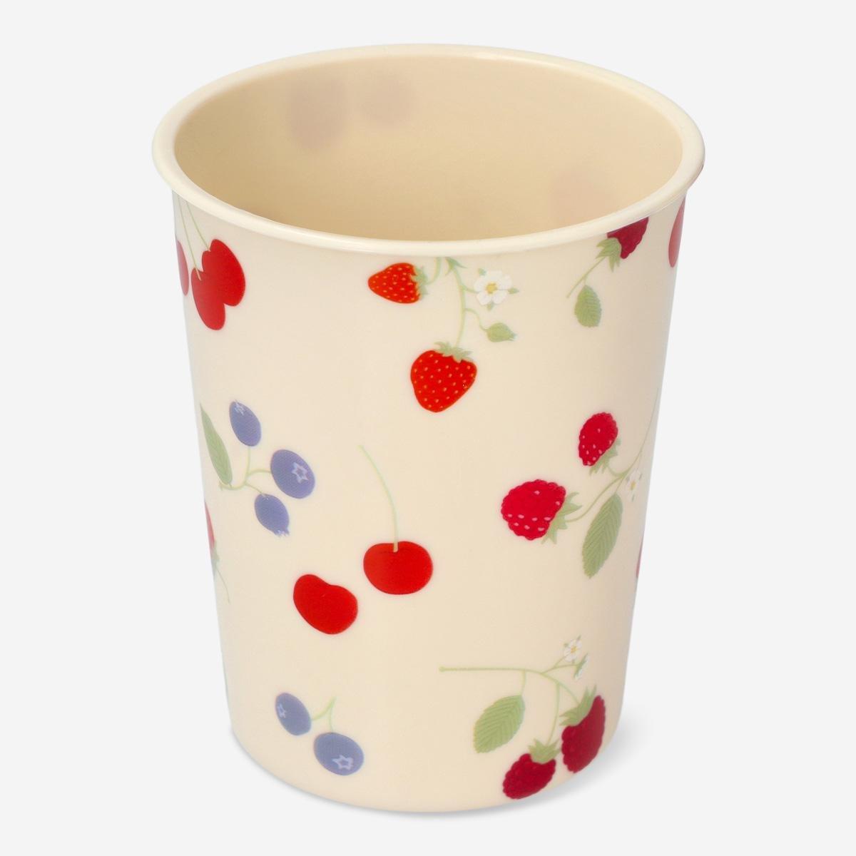 Multicolour plastic cups. 4 pcs