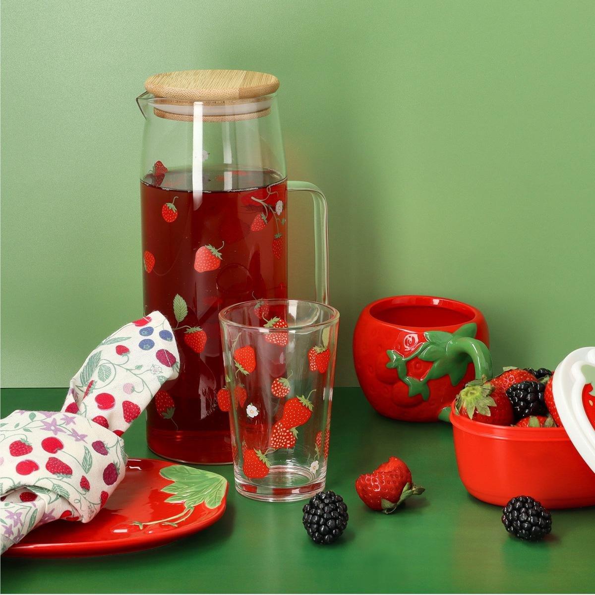 Red Strawberry snack box