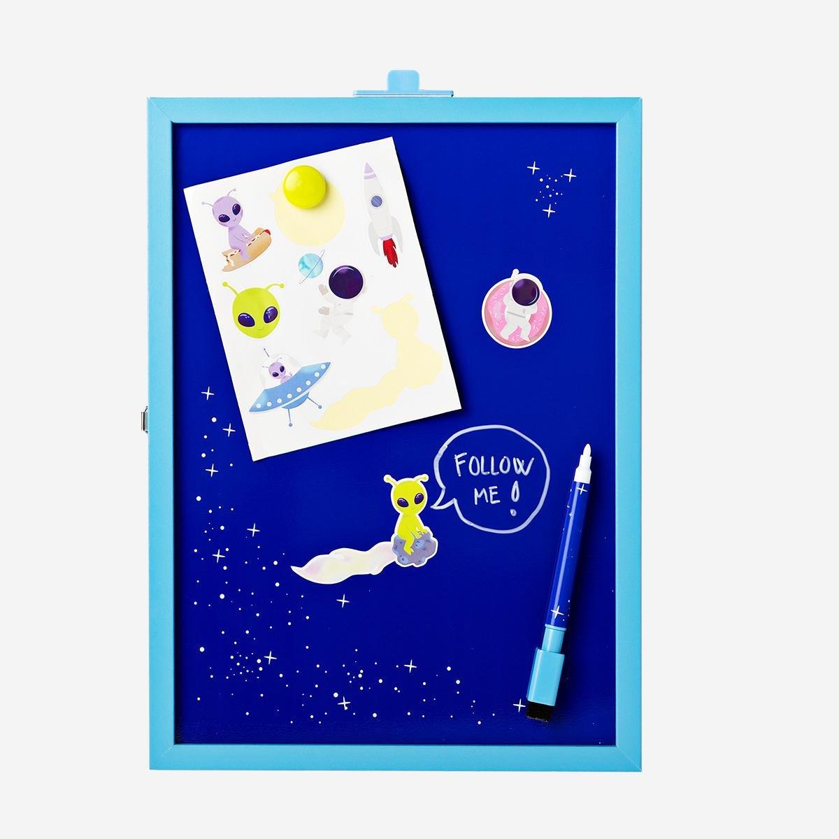 Blue space planner board