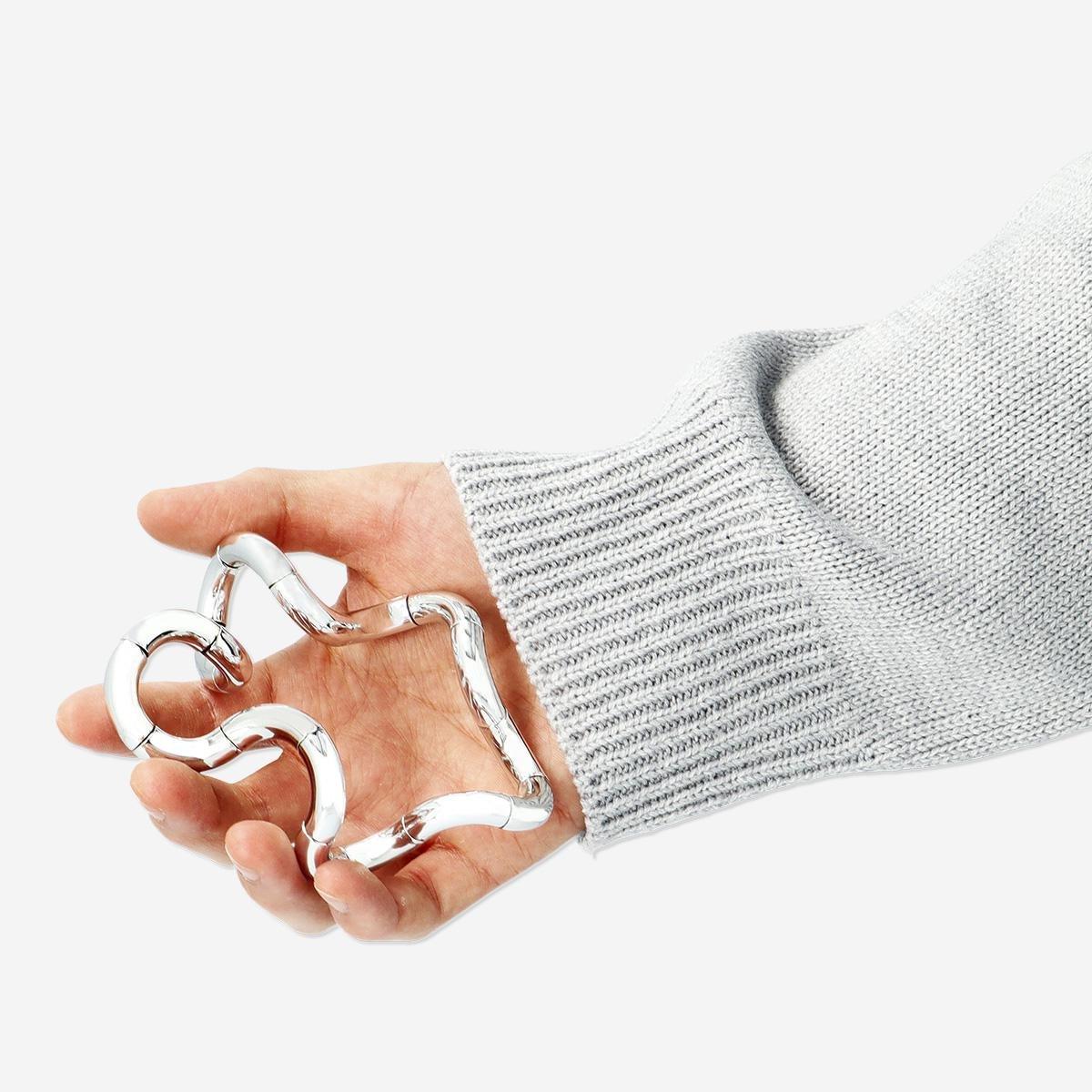 Sliver bendable fidget toy