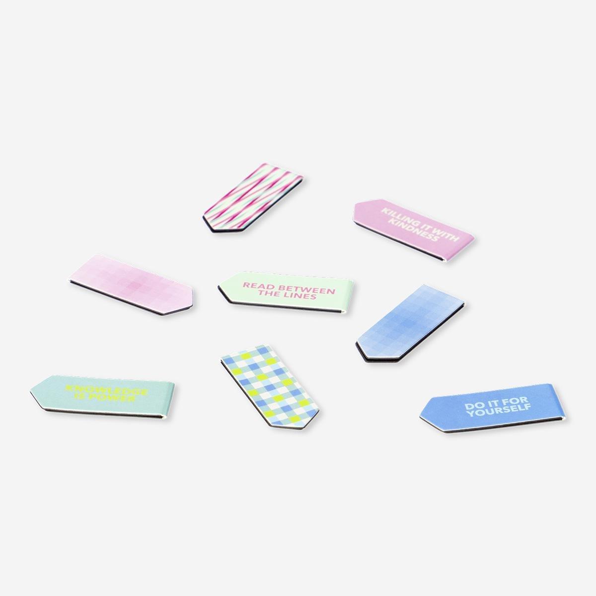 Multicolour magnetic bookmarks