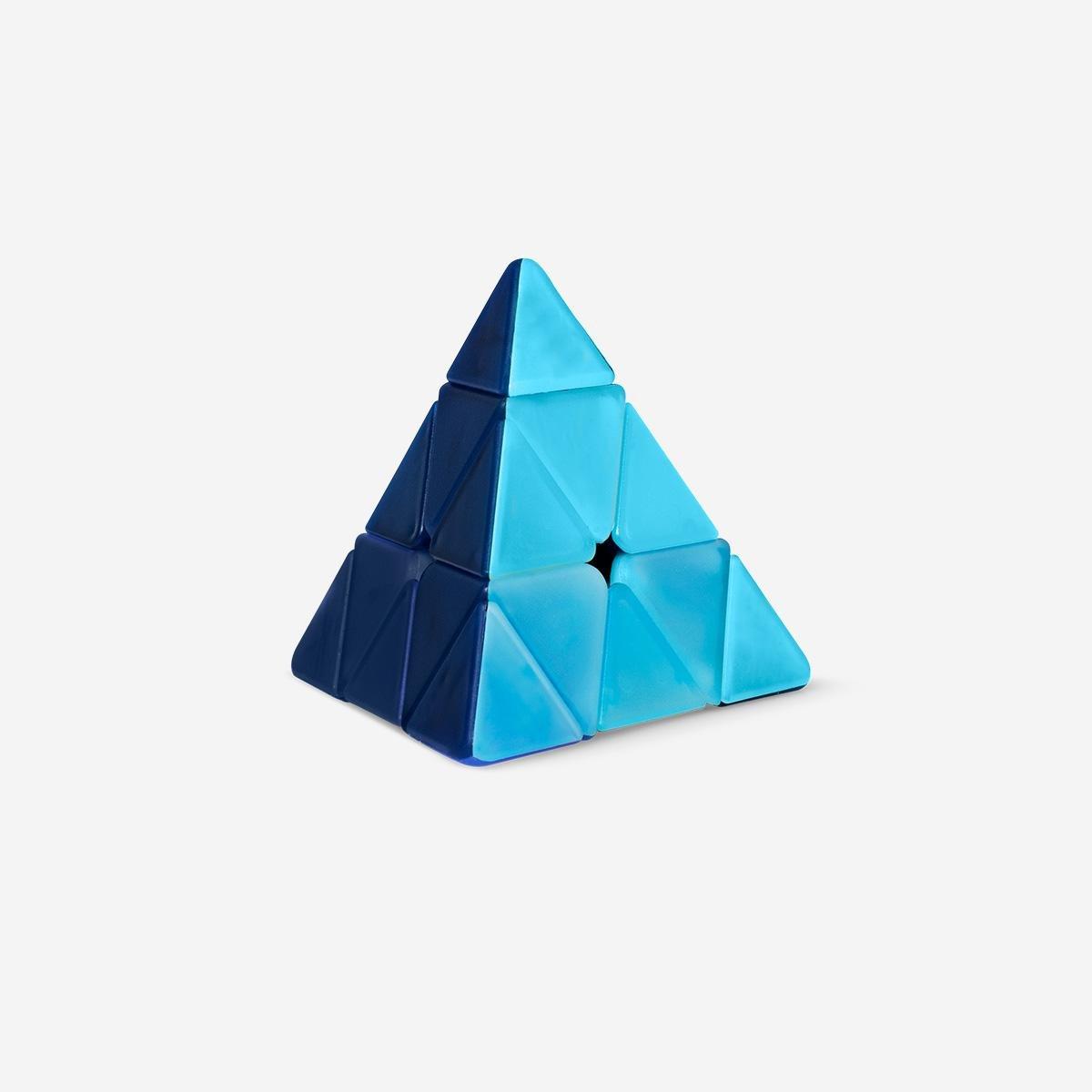 Multicolour iq pyramid