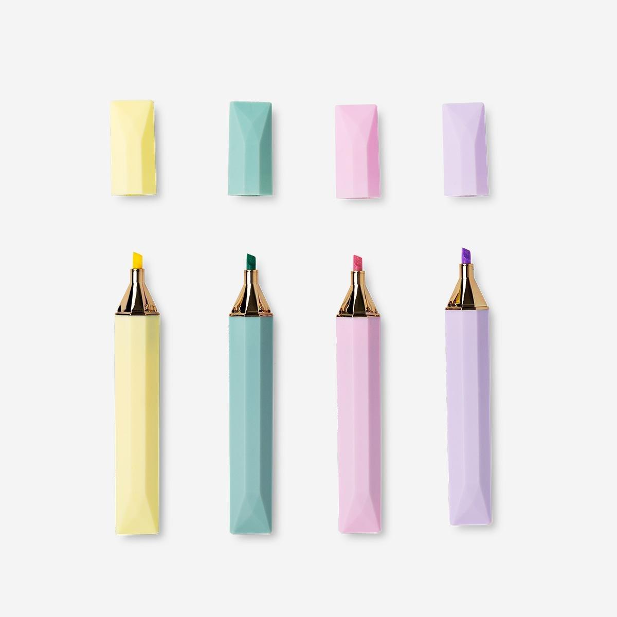 Multicolour set of highlighters - 4 pcs