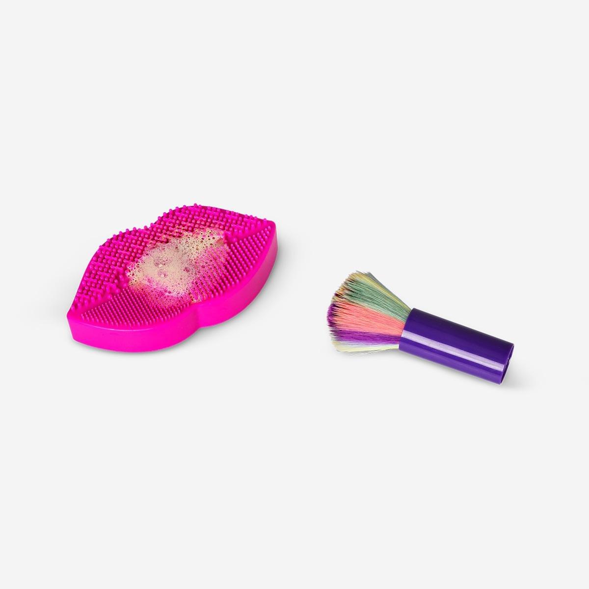 Pink Make-Up Brush Cleaner