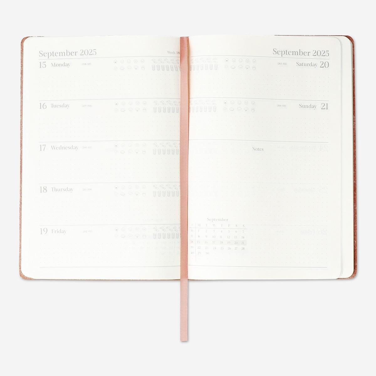 Pink leather-bound weekly diary A5 - English