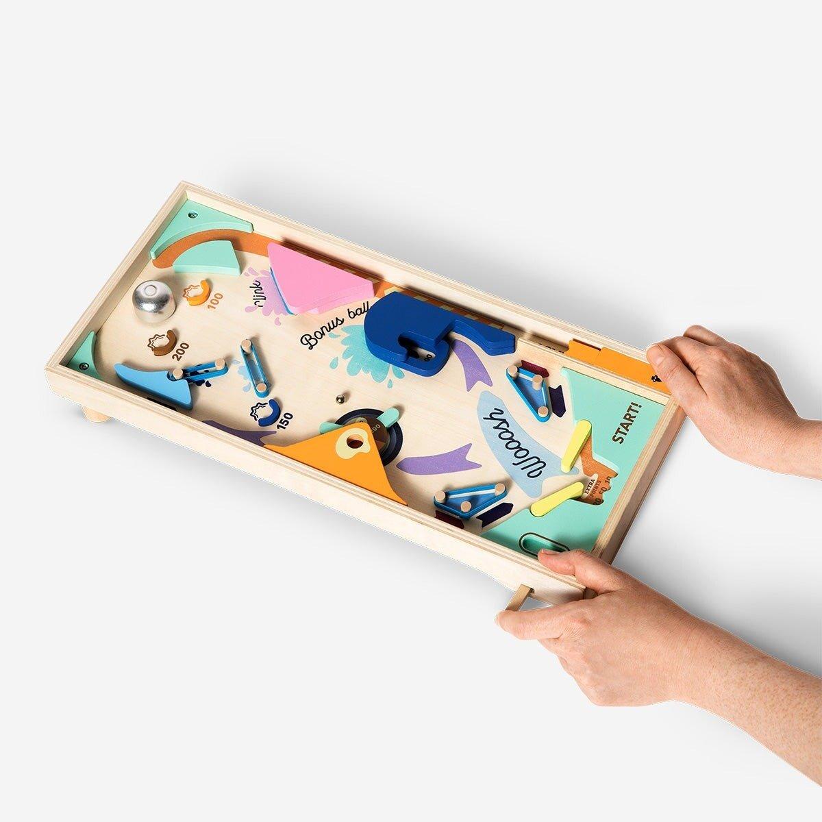Multicolour desktop pinball game