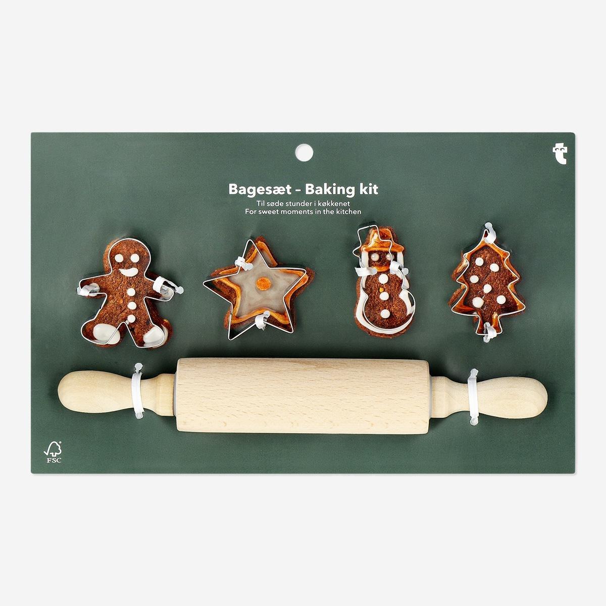 Brown Baking Kit With Cookie Cutters - 4 Pcs