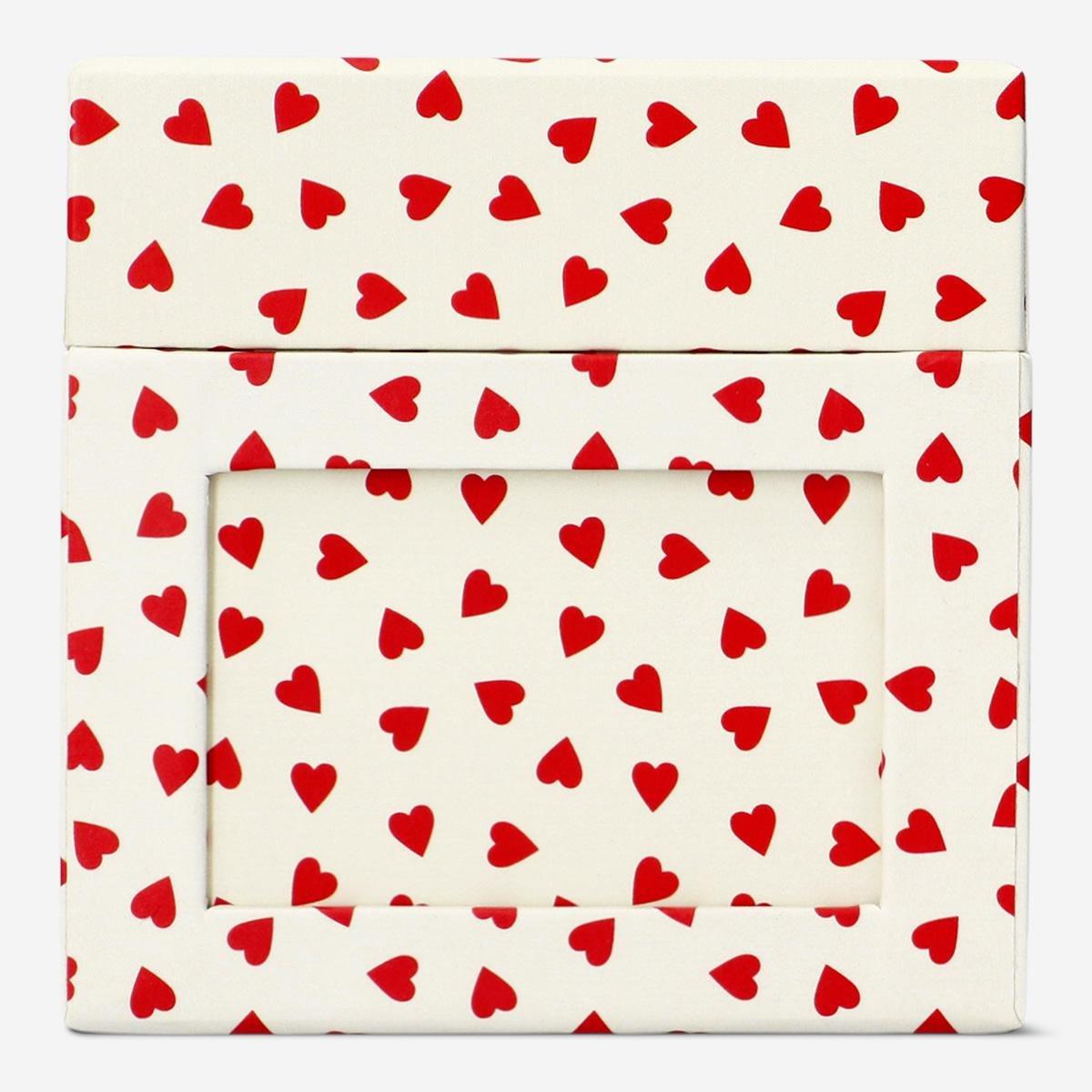 Multicolour red hearts gift box for photos