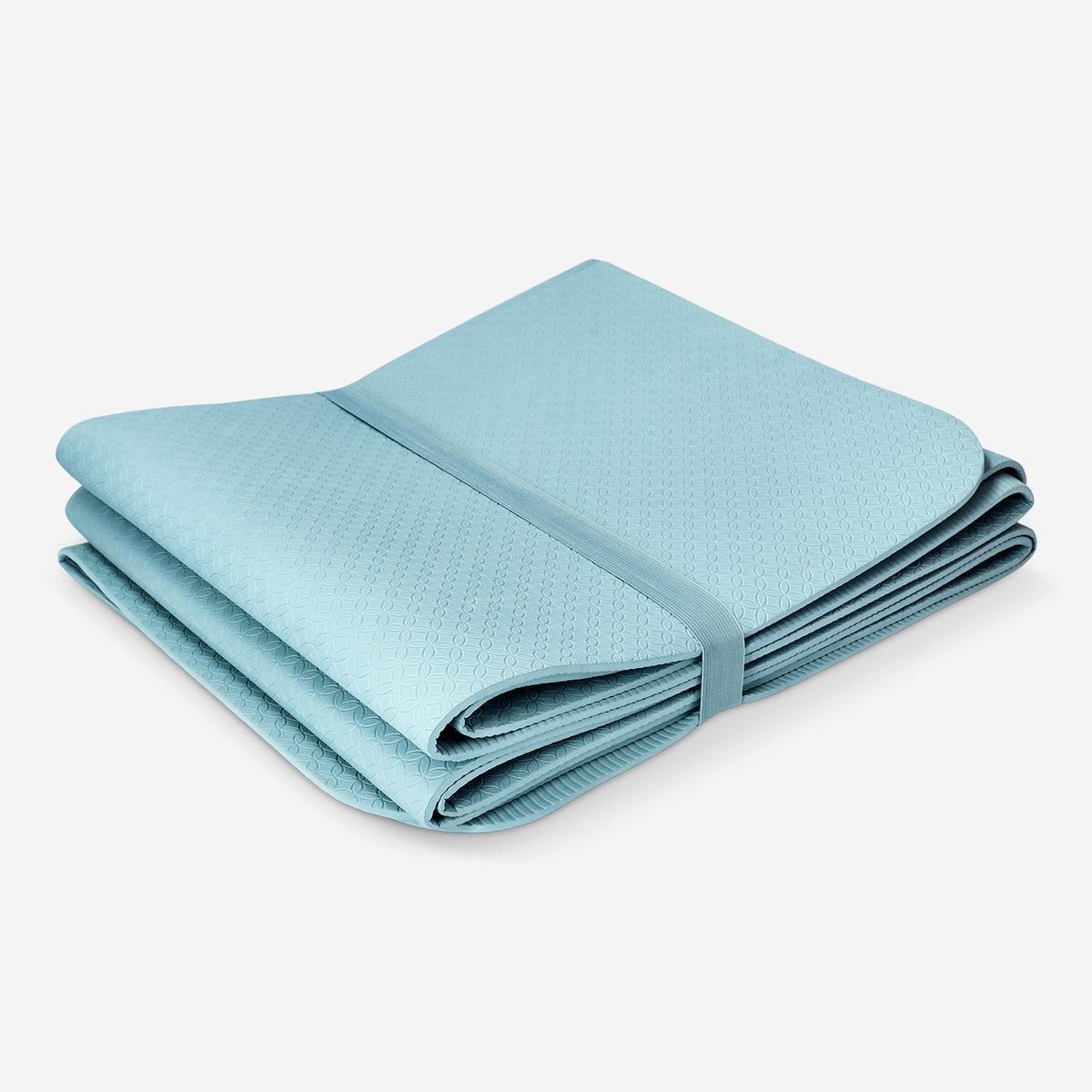 Blue foldable gymnastics mat