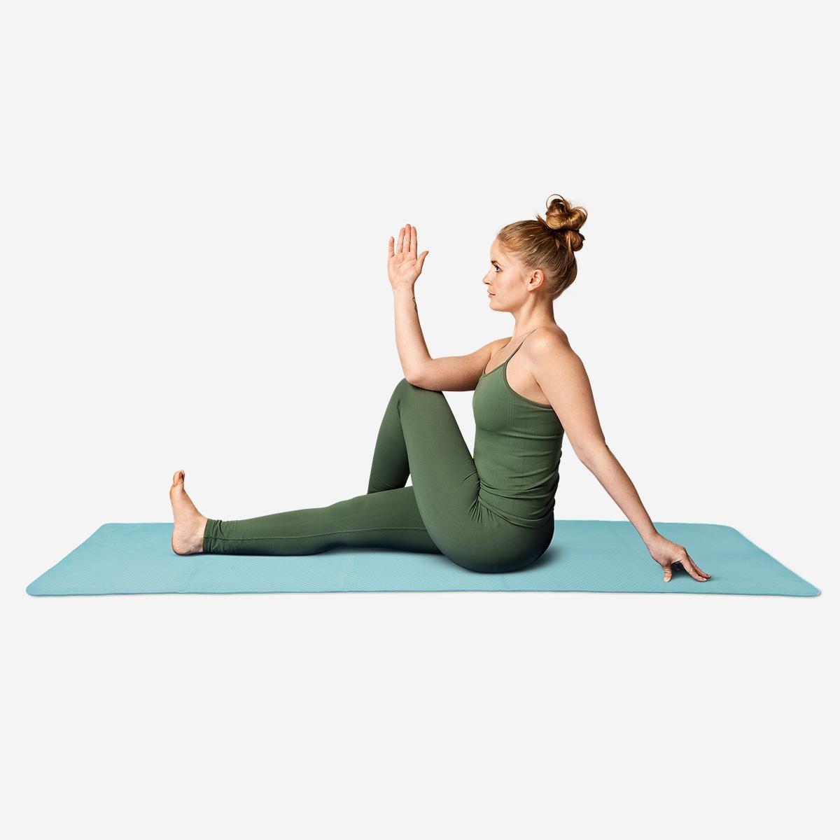 Blue foldable gymnastics mat
