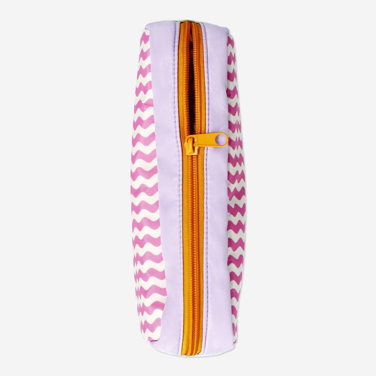 Multicolour pencil case with wavy lines