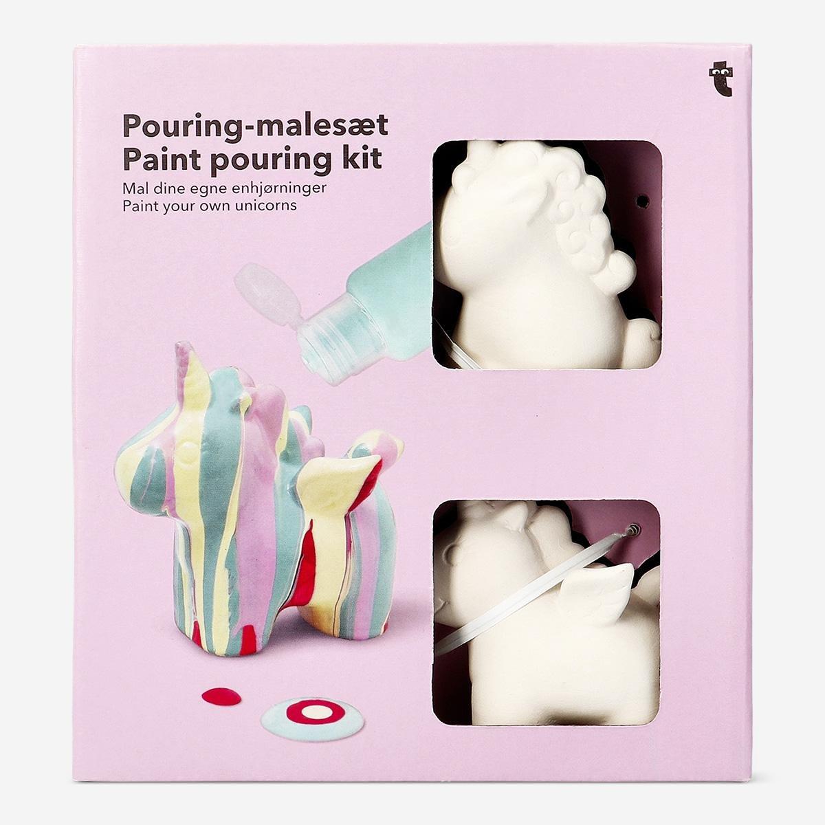 Multicolour pouring set with ceramic unicorn