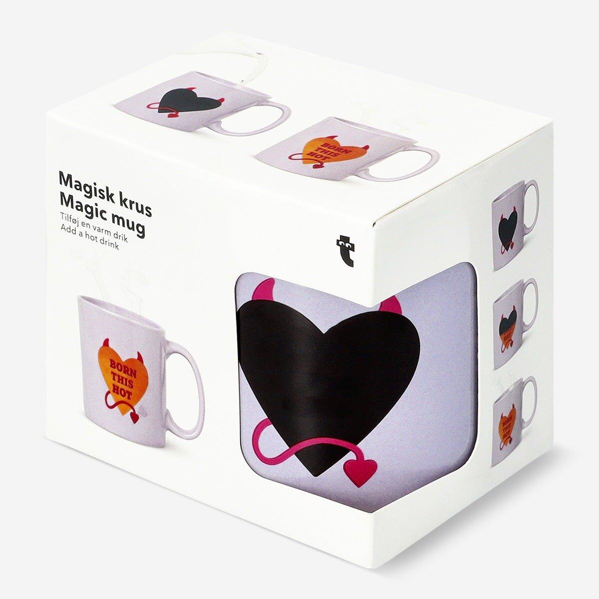 Purple magic colour changing mug with lips