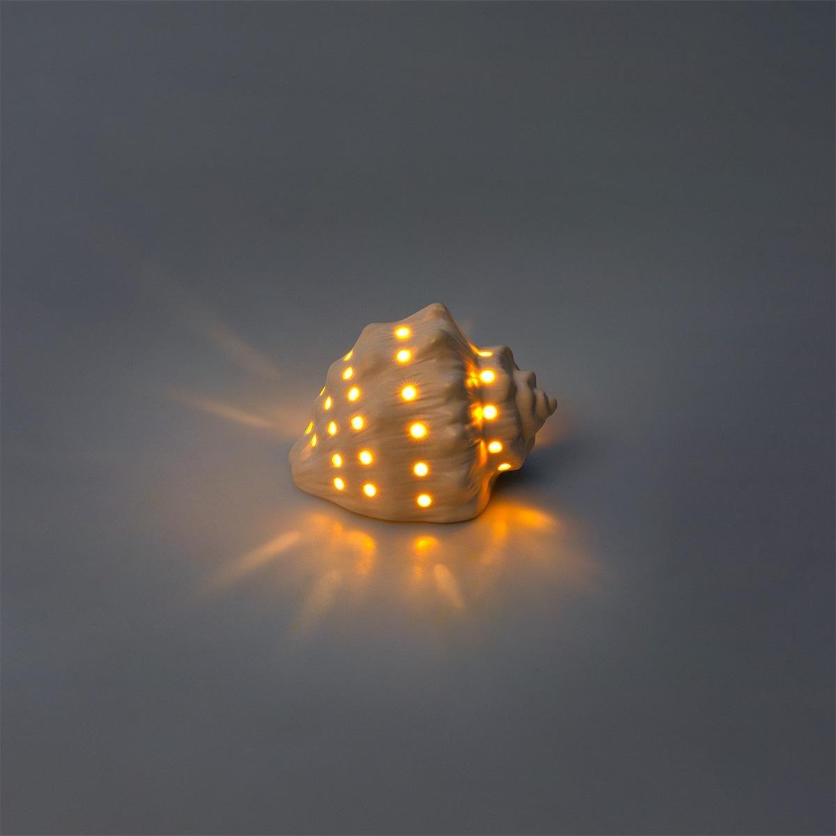 White Ceramic Seashell Lamp