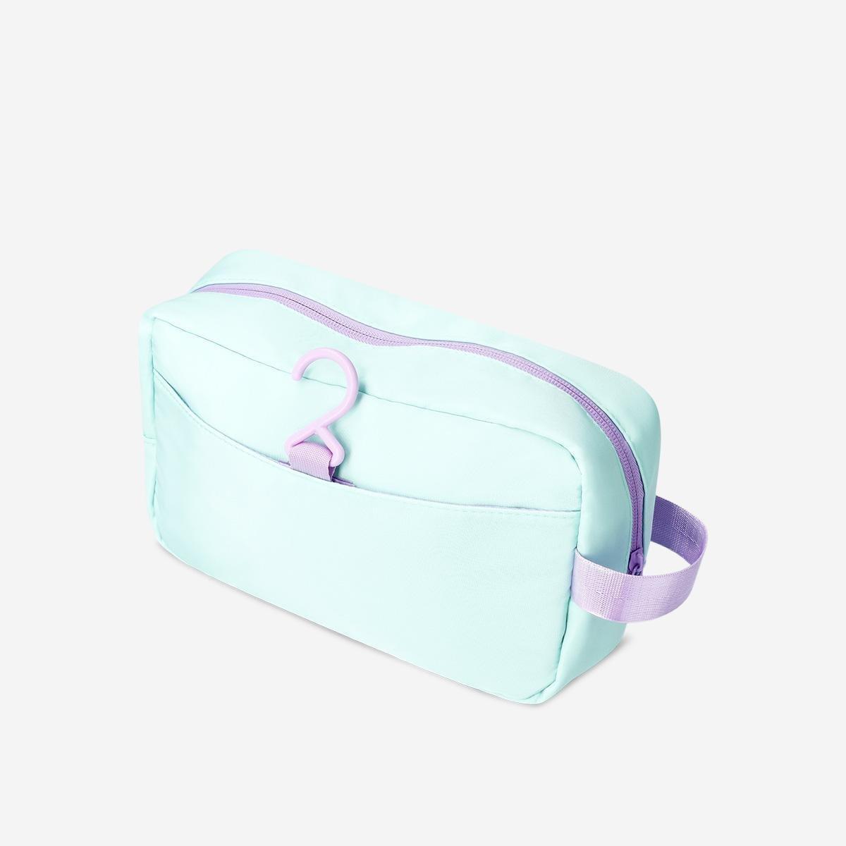 Multicolour Hook And Handle Toiletry Bag