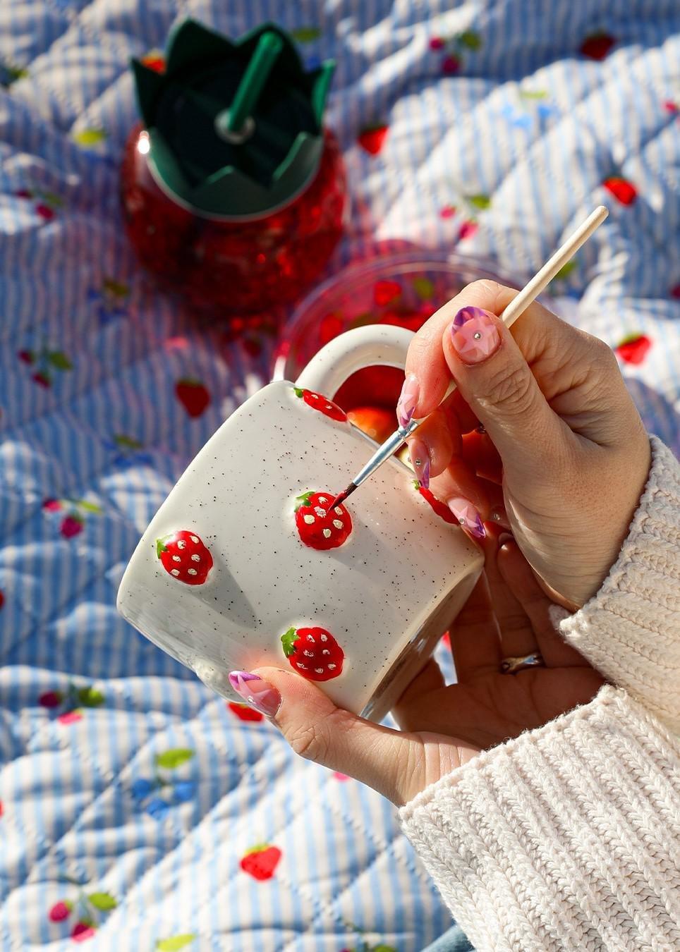 Multicolour Diy Strawberry Mug - 380 Ml