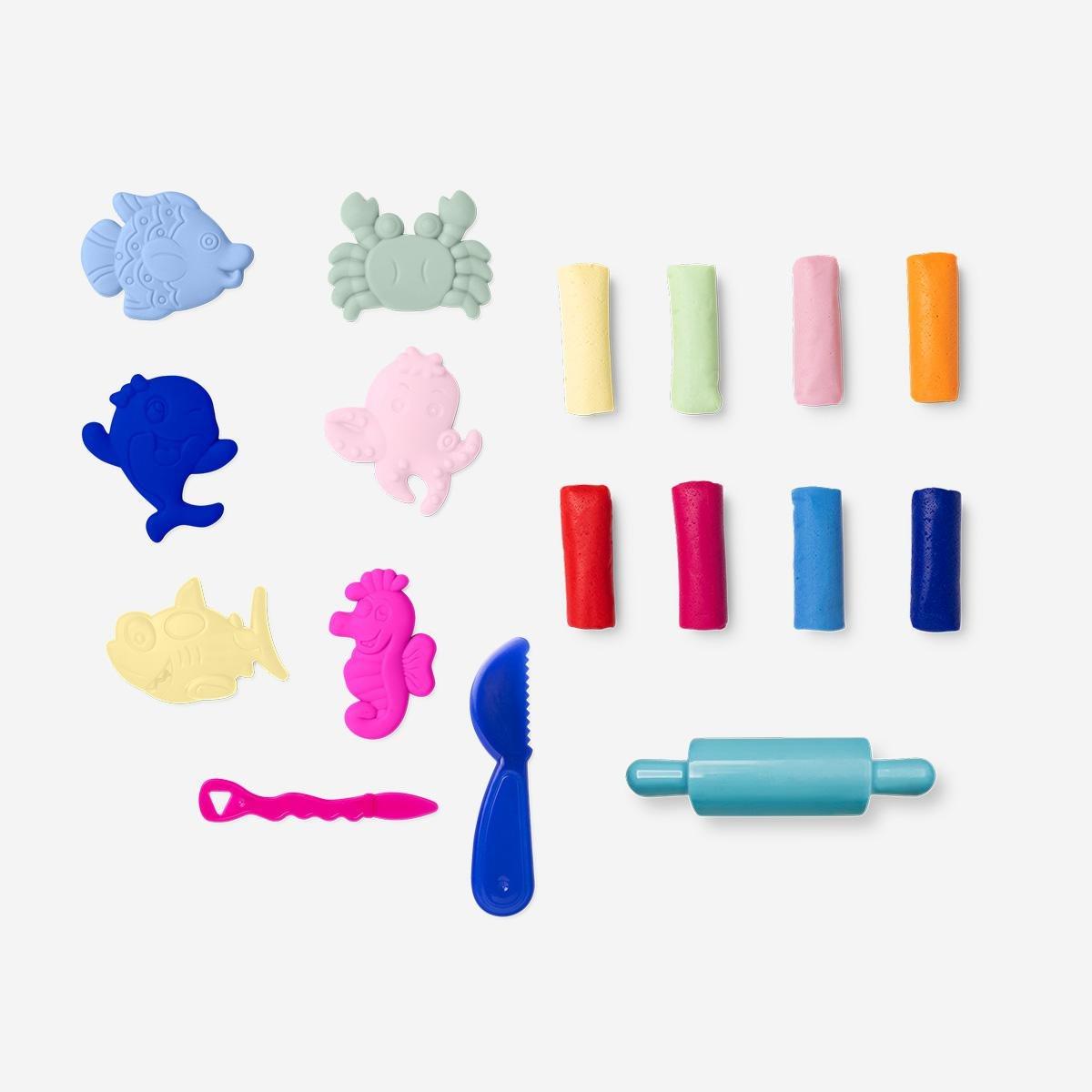 Multicolour Kids Dough Set In Suitcase - 19 Pcs
