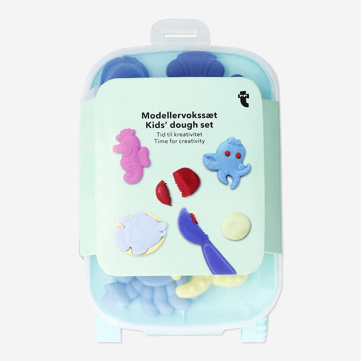 Multicolour Kids Dough Set In Suitcase - 19 Pcs