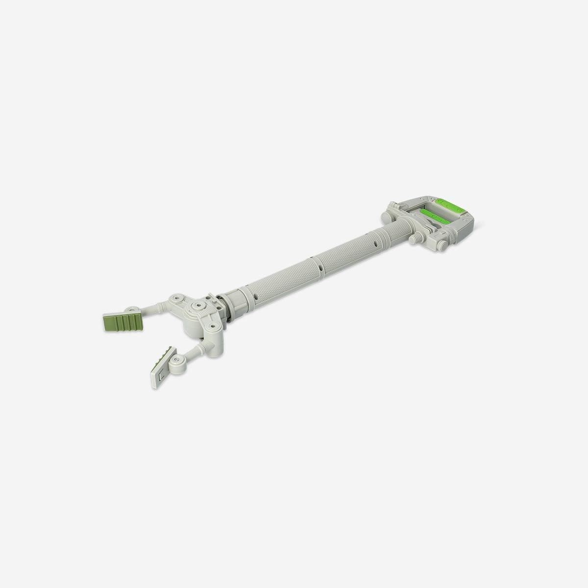 White Space Claw Grabber