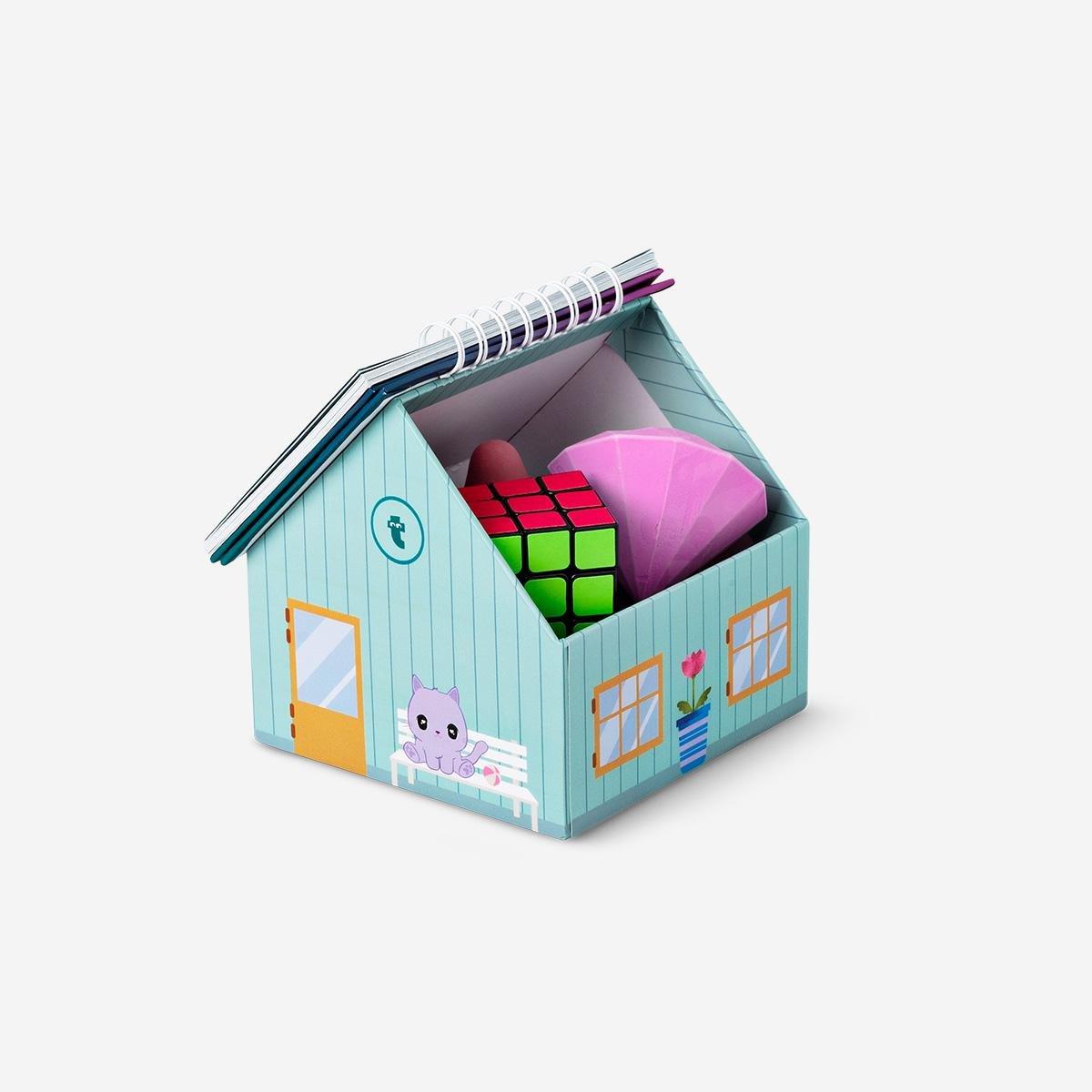 Multicolour Desk Calendar As A House