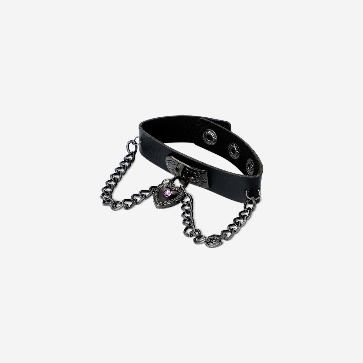 BLACK      Gothic bracelet