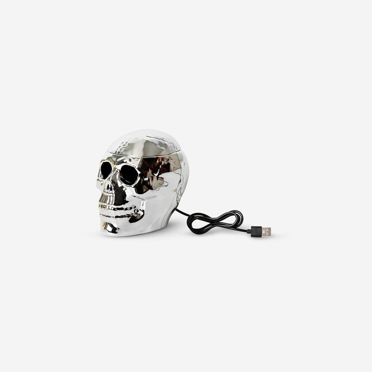 SILVER     Skull fog machine with light