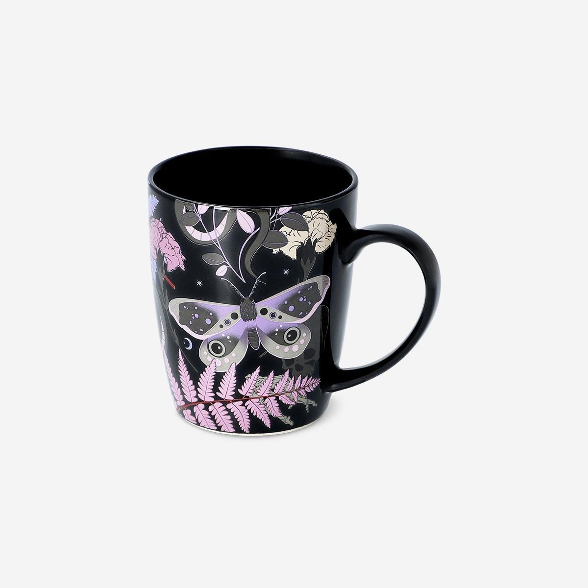 Black Mug With Gothic Print - 340 Ml