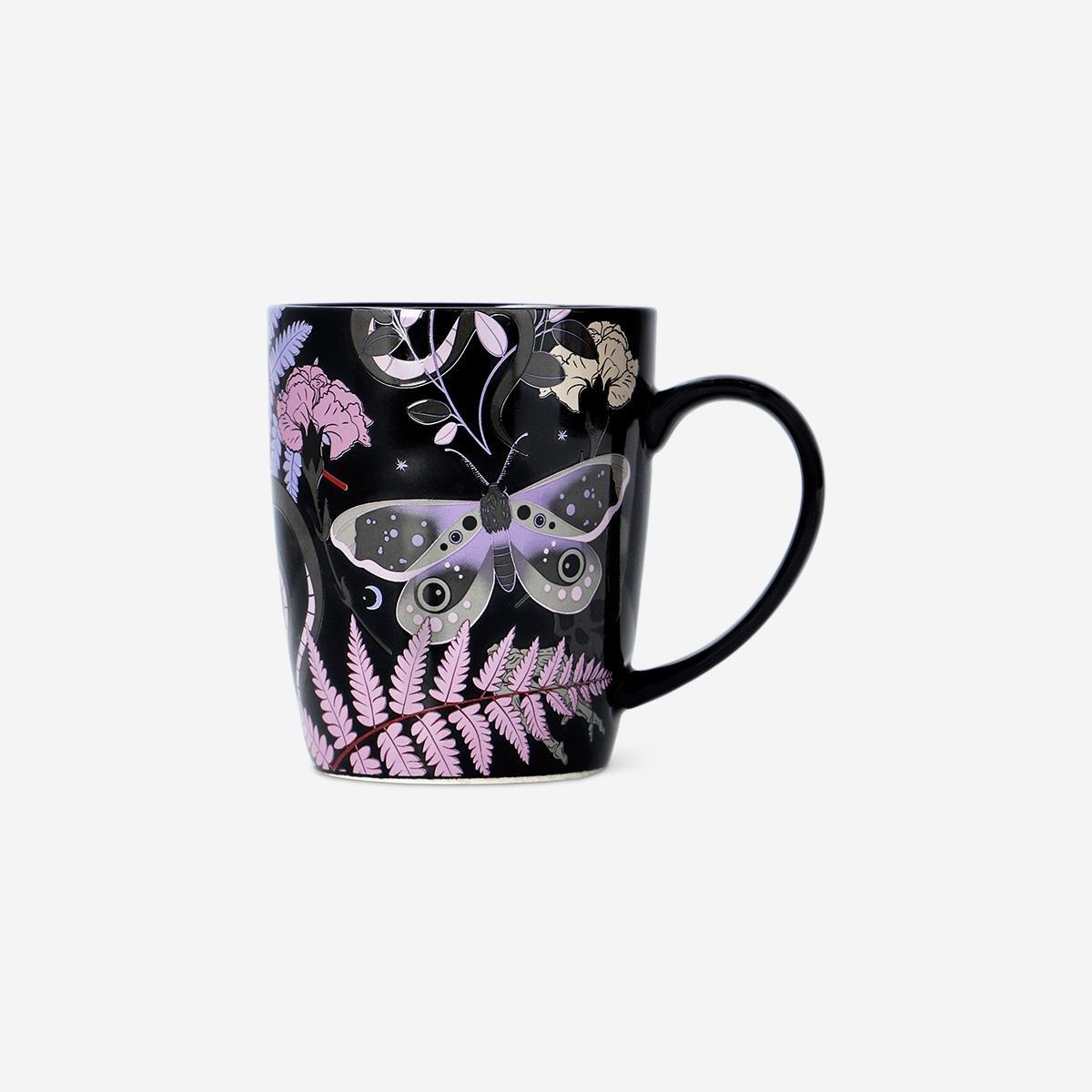 Black Mug With Gothic Print - 340 Ml