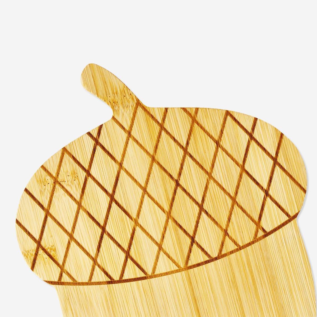 Brown Bamboo Cutting Board In Acorn Design