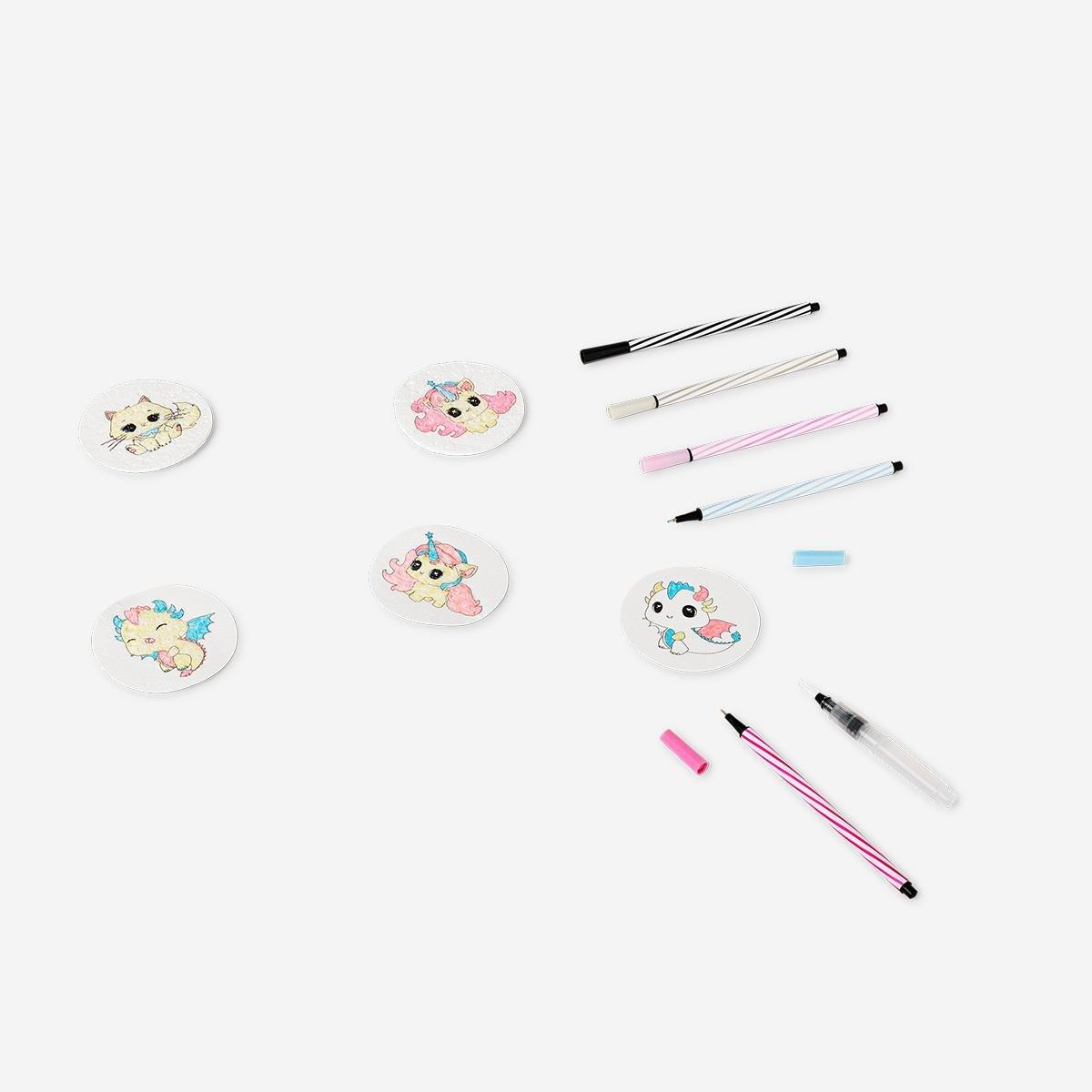 Multicolour Diy 3D Decor Figures