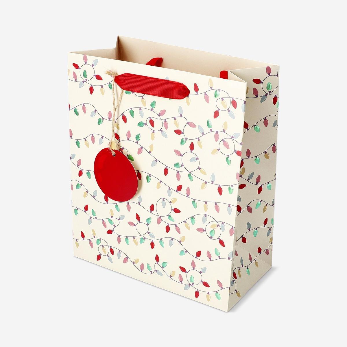 GIFT BAG WITH EMBOSSED STRING LIGHTS 19 X 23 CM