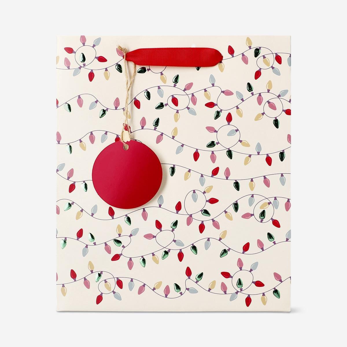 GIFT BAG WITH EMBOSSED STRING LIGHTS 19 X 23 CM